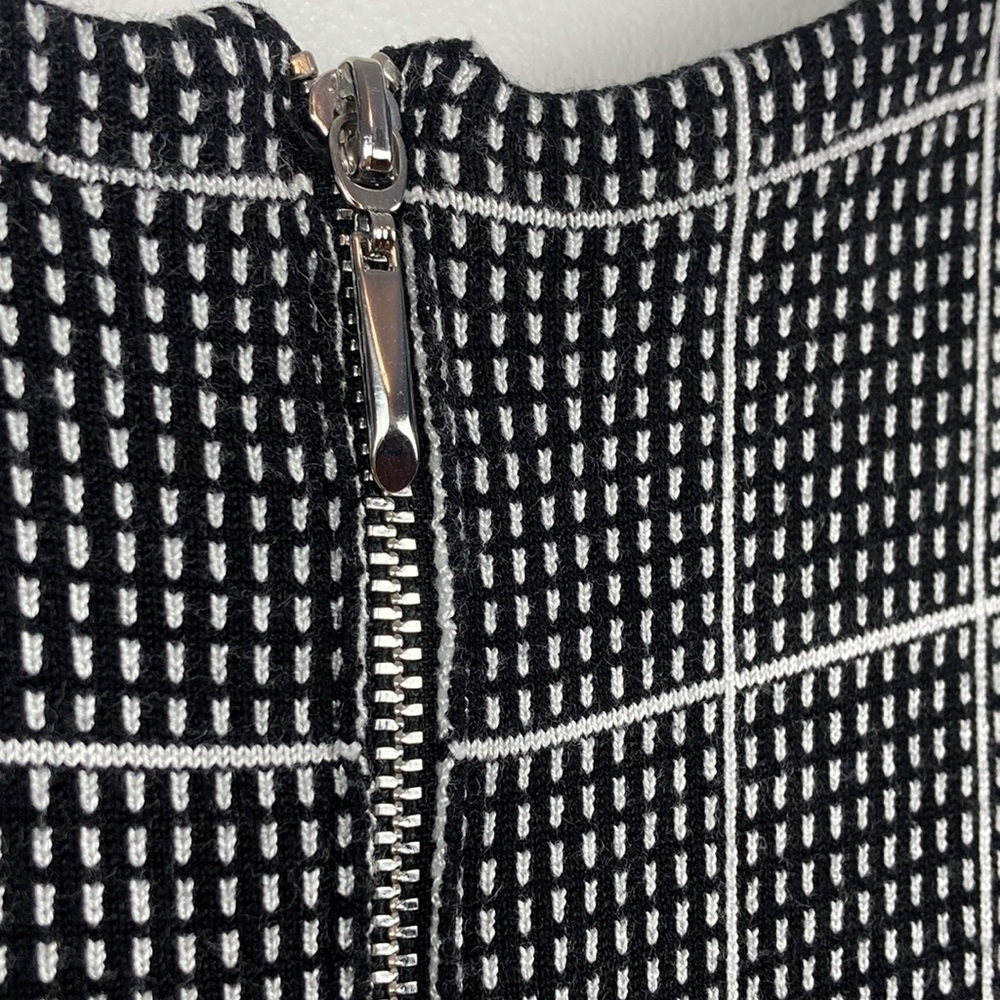 WHBM Windowpane Knit Sweater Bodice Top in Black/Ecru - Picture 14 of 15